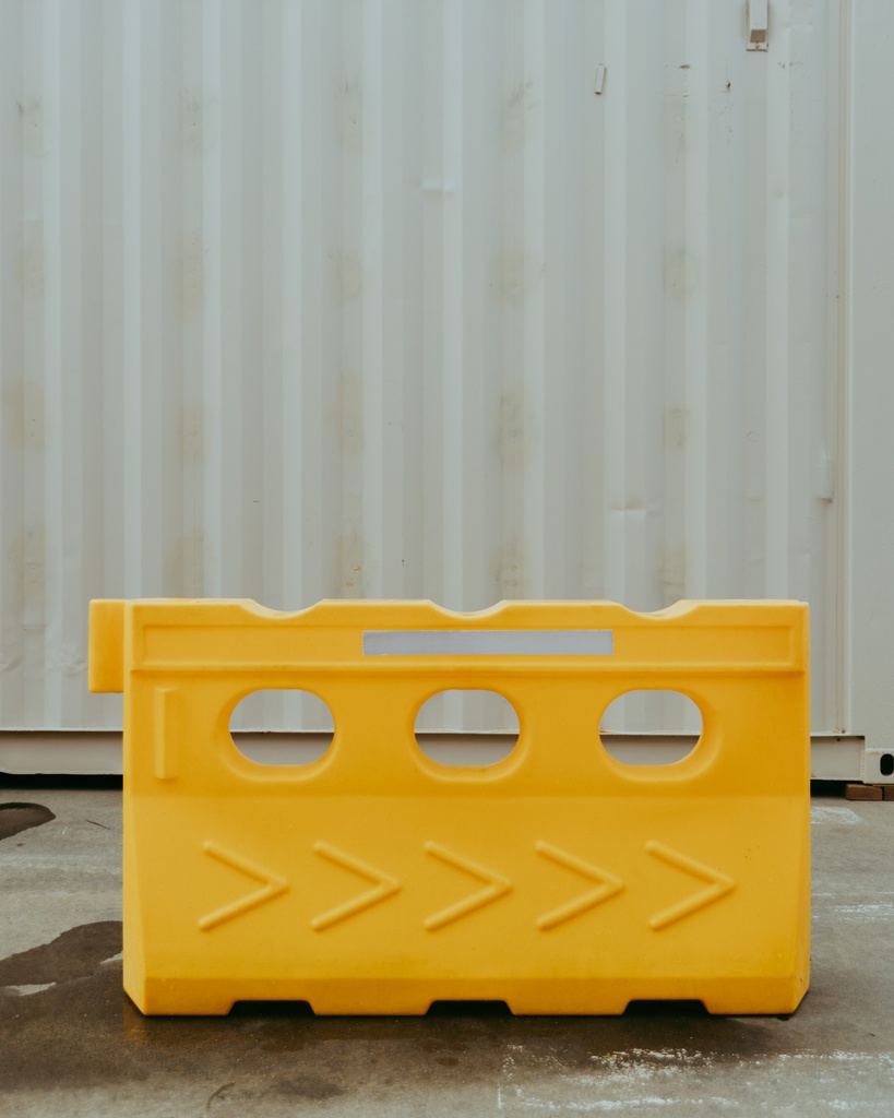 Water Barrier Yellow - 1410(L) x 180 (top width)/360 (bottom width) x 800(H)mm