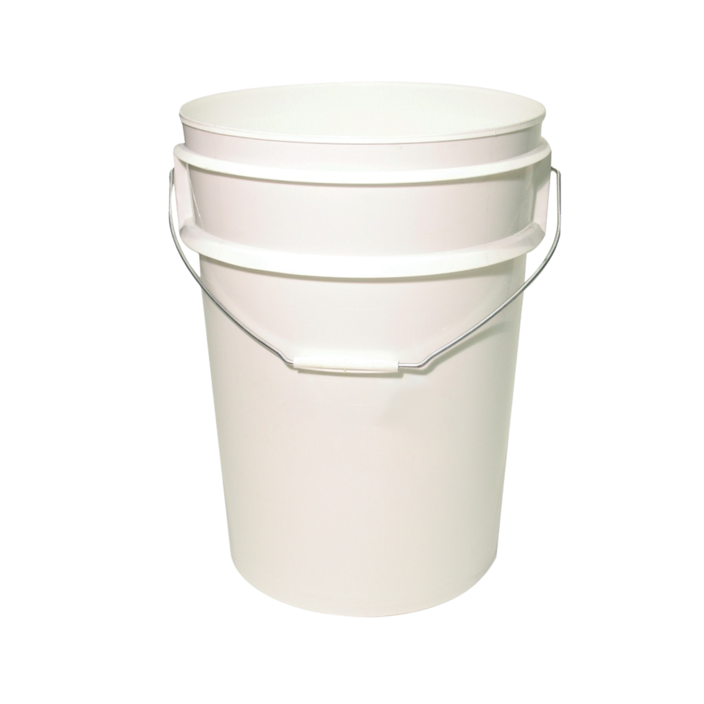 Plastic Bucket 4L w/- Metal Handle
